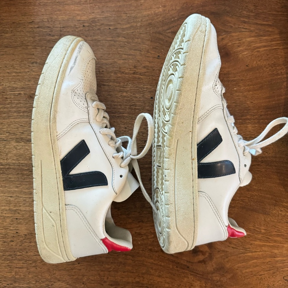 Veja V-10 Nautico Pekin White Navy Red Low Top Sneaker US 7 EUR 38 - Picture 5 of 11